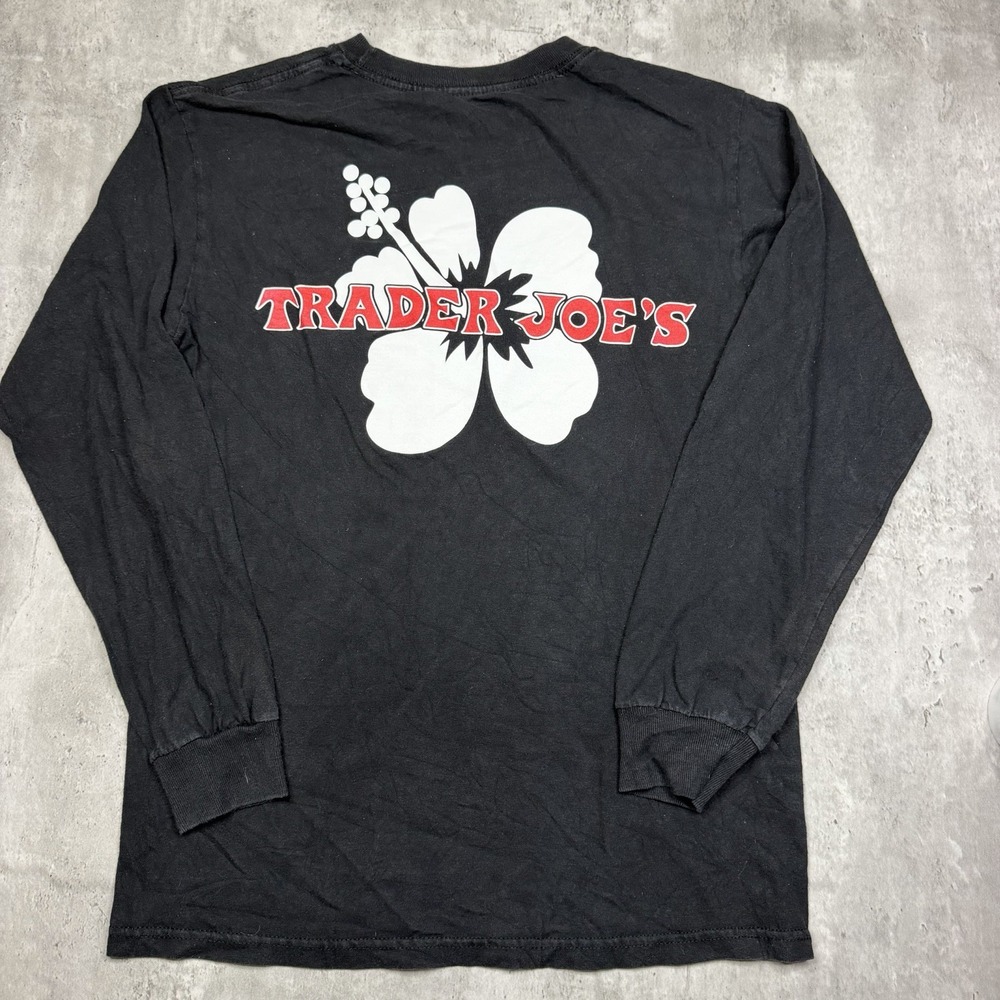 Trader Joe's Black Hibiscus Graphic Employee Long Sleeve T-Shirt Unisex S